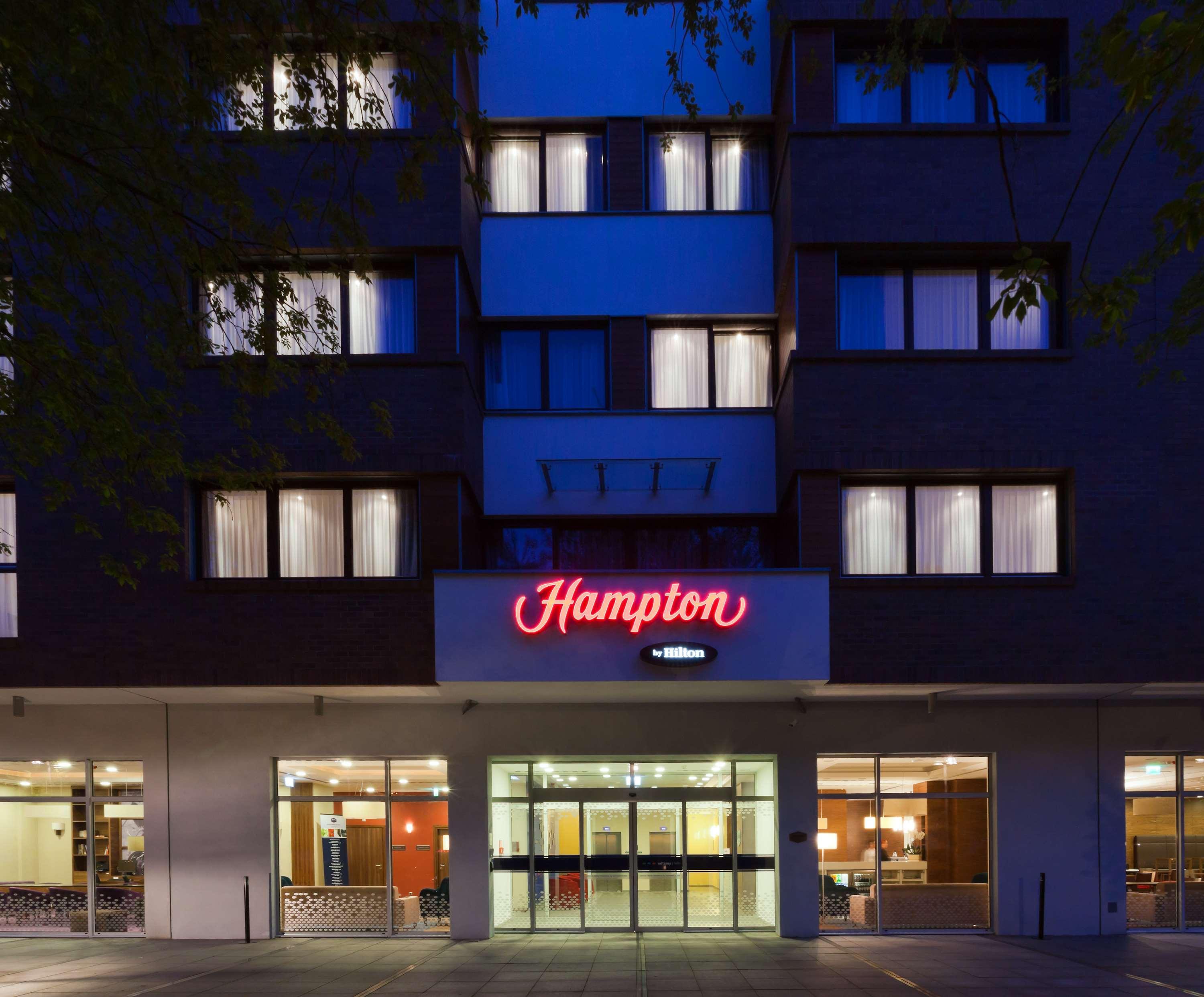 Отель Hampton By Hilton Свиноуйсьце Экстерьер фото