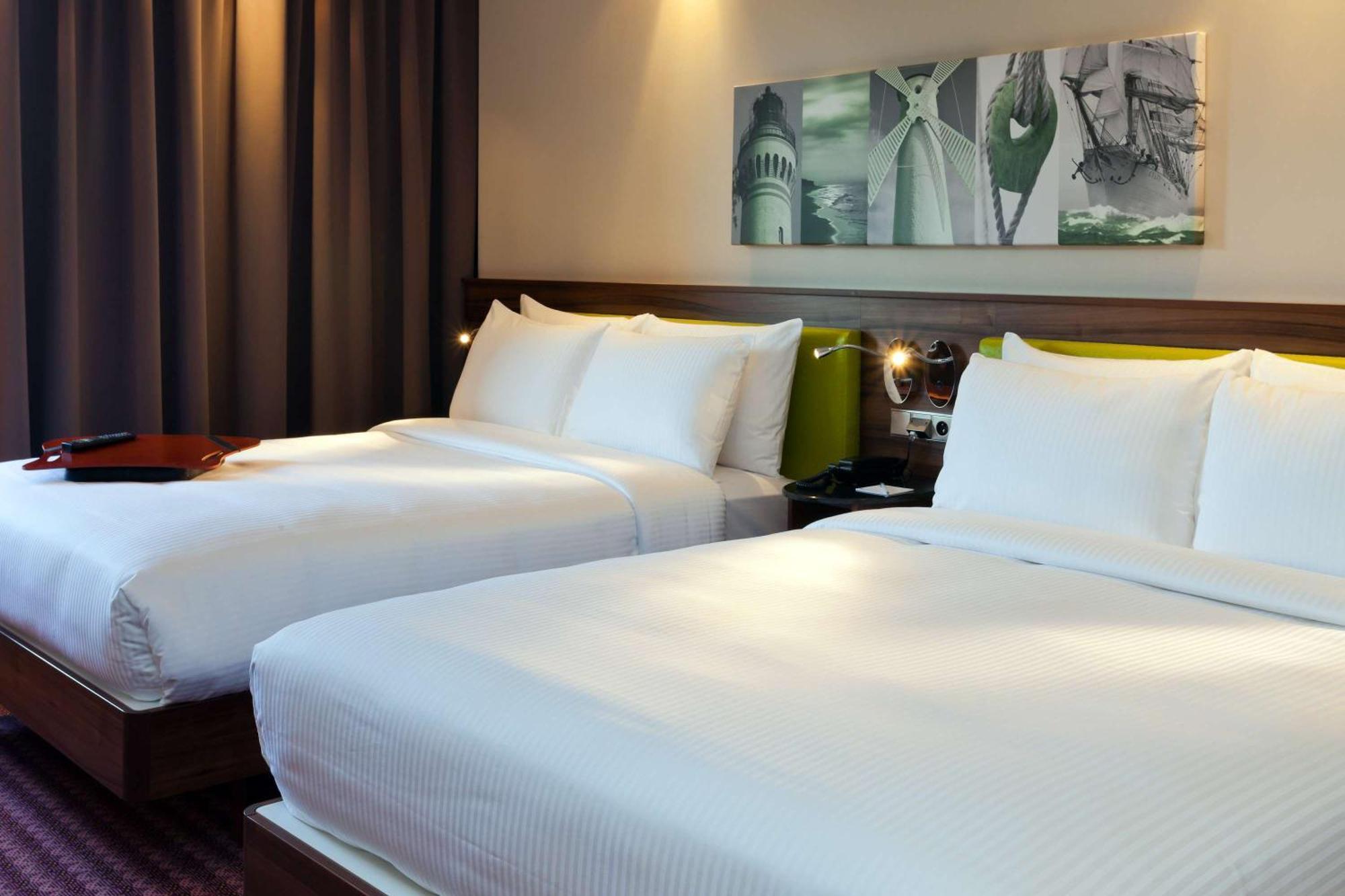 Отель Hampton By Hilton Свиноуйсьце Экстерьер фото