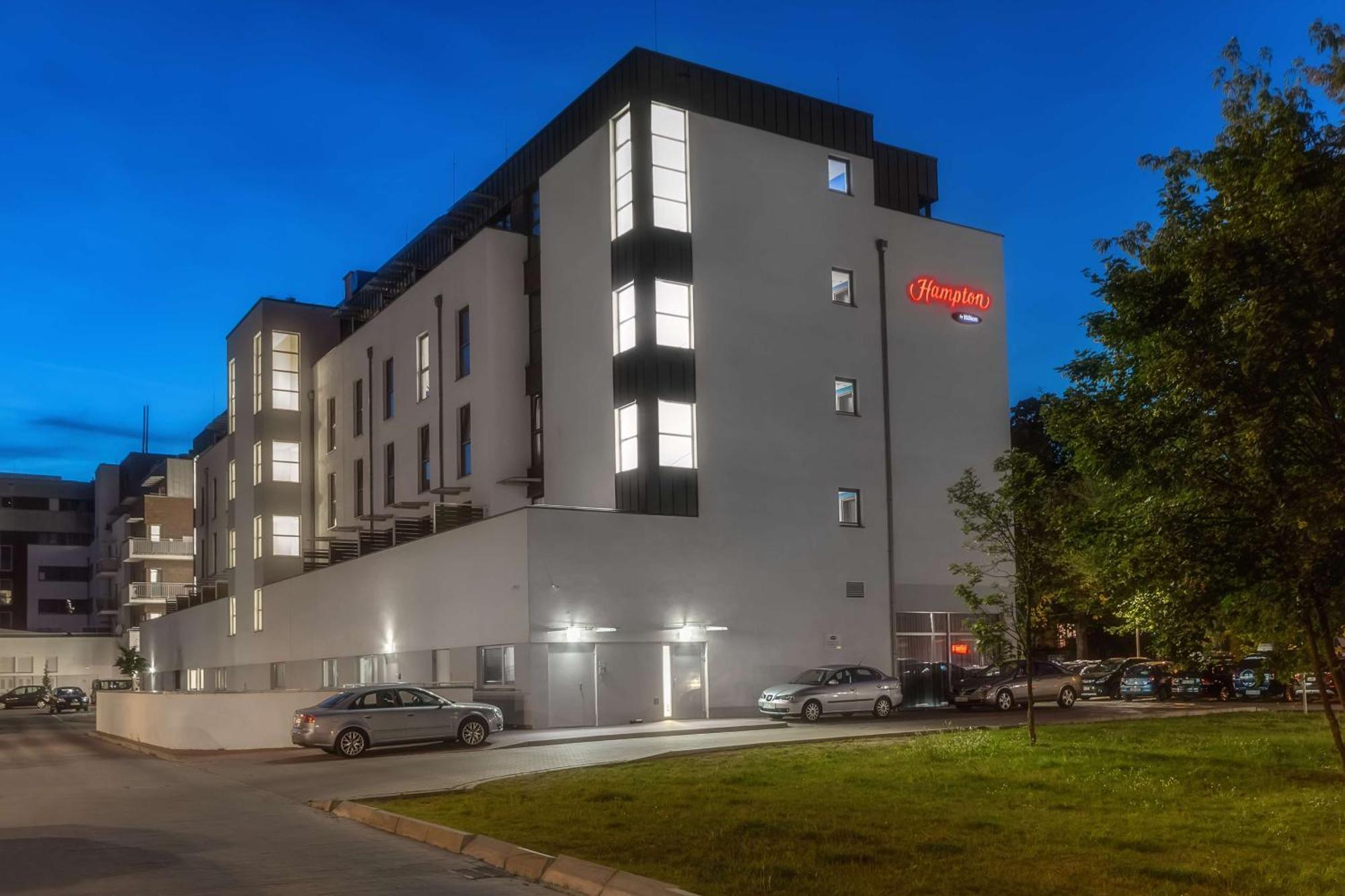 Отель Hampton By Hilton Свиноуйсьце Экстерьер фото